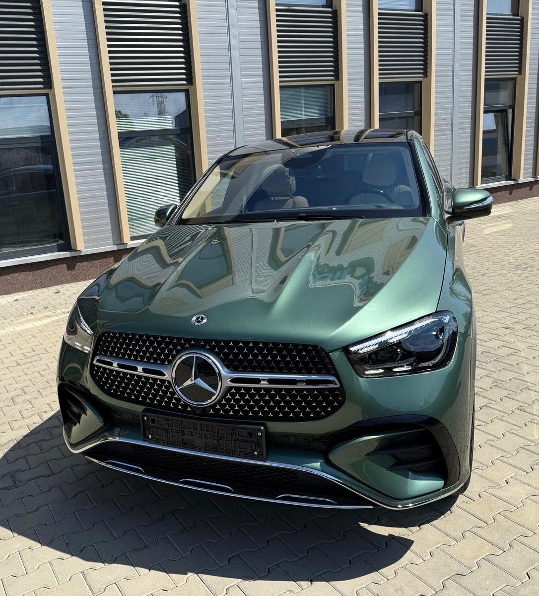 Fahrzeugabbildung Mercedes-Benz GLE 450 d 4M COUPE AMG EXLUSIVINT PANO PR25 FULL