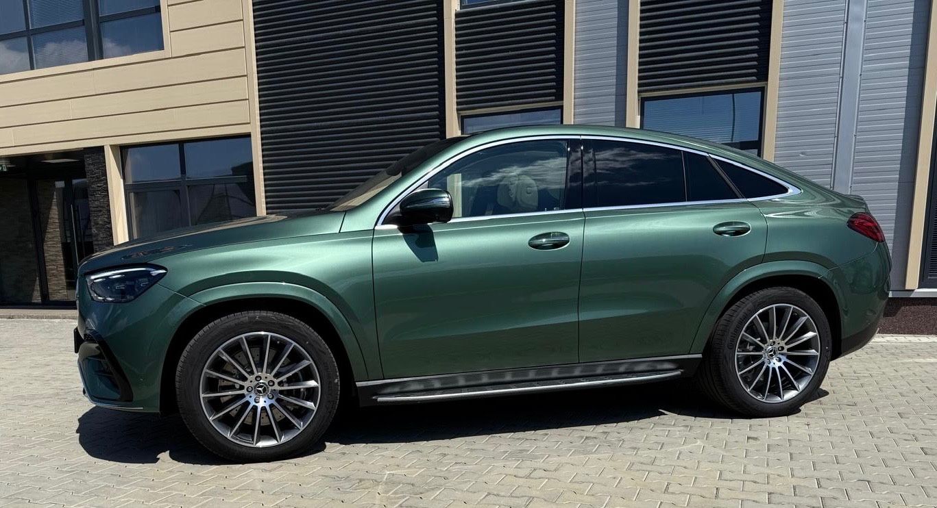 Fahrzeugabbildung Mercedes-Benz GLE 450 d 4M COUPE AMG EXLUSIVINT PANO PR25 FULL