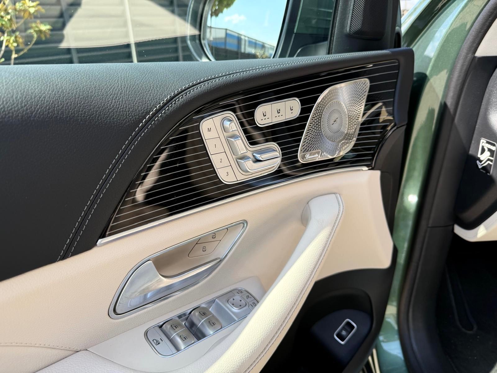 Fahrzeugabbildung Mercedes-Benz GLE 450 d 4M COUPE AMG EXLUSIVINT PANO PR25 FULL
