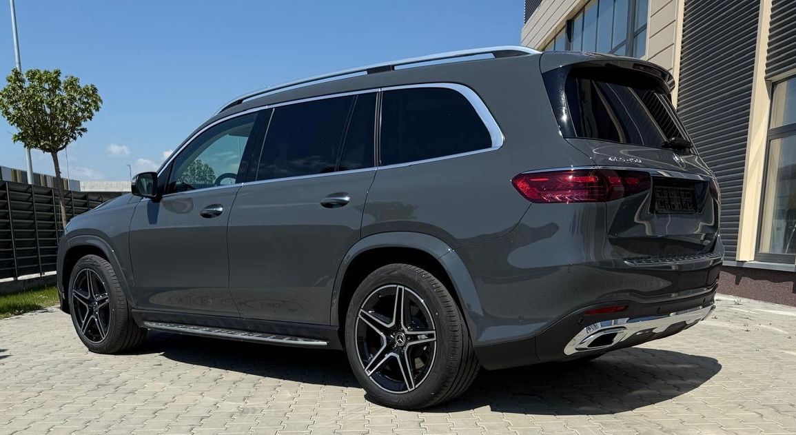Mercedes-Benz GLS 450 BENZIN AMG FOND TV MASSAGE 7SEAT 25 FULL