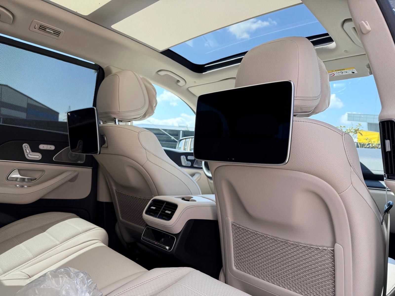 Fahrzeugabbildung Mercedes-Benz GLS 450 BENZIN AMG FOND TV MASSAGE 7SEAT 25 FULL
