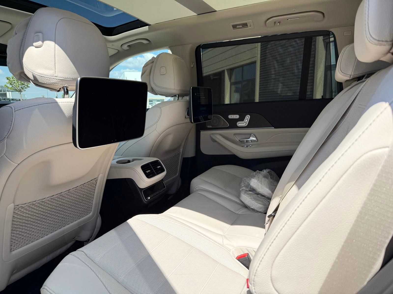 Fahrzeugabbildung Mercedes-Benz GLS 450 BENZIN AMG FOND TV MASSAGE 7SEAT 25 FULL