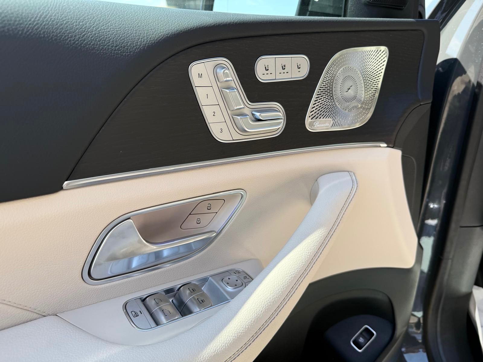 Fahrzeugabbildung Mercedes-Benz GLS 450 BENZIN AMG FOND TV MASSAGE 7SEAT 25 FULL