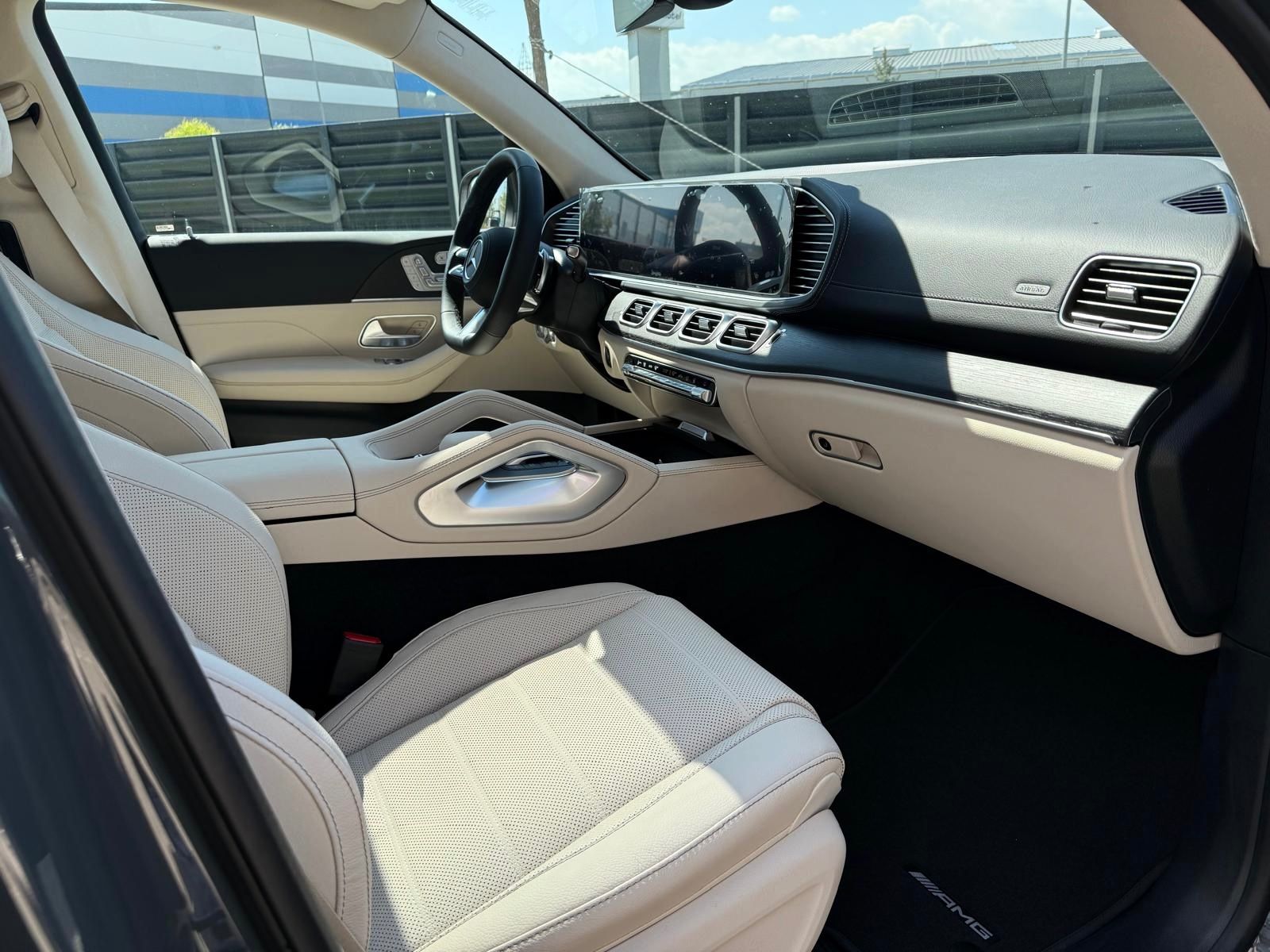 Fahrzeugabbildung Mercedes-Benz GLS 450 BENZIN AMG FOND TV MASSAGE 7SEAT 25 FULL