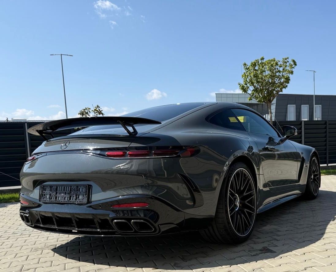 Fahrzeugabbildung Mercedes-Benz AMG GT 63 4M COUPE MANUFACTUR PERFORMANCE FULL!