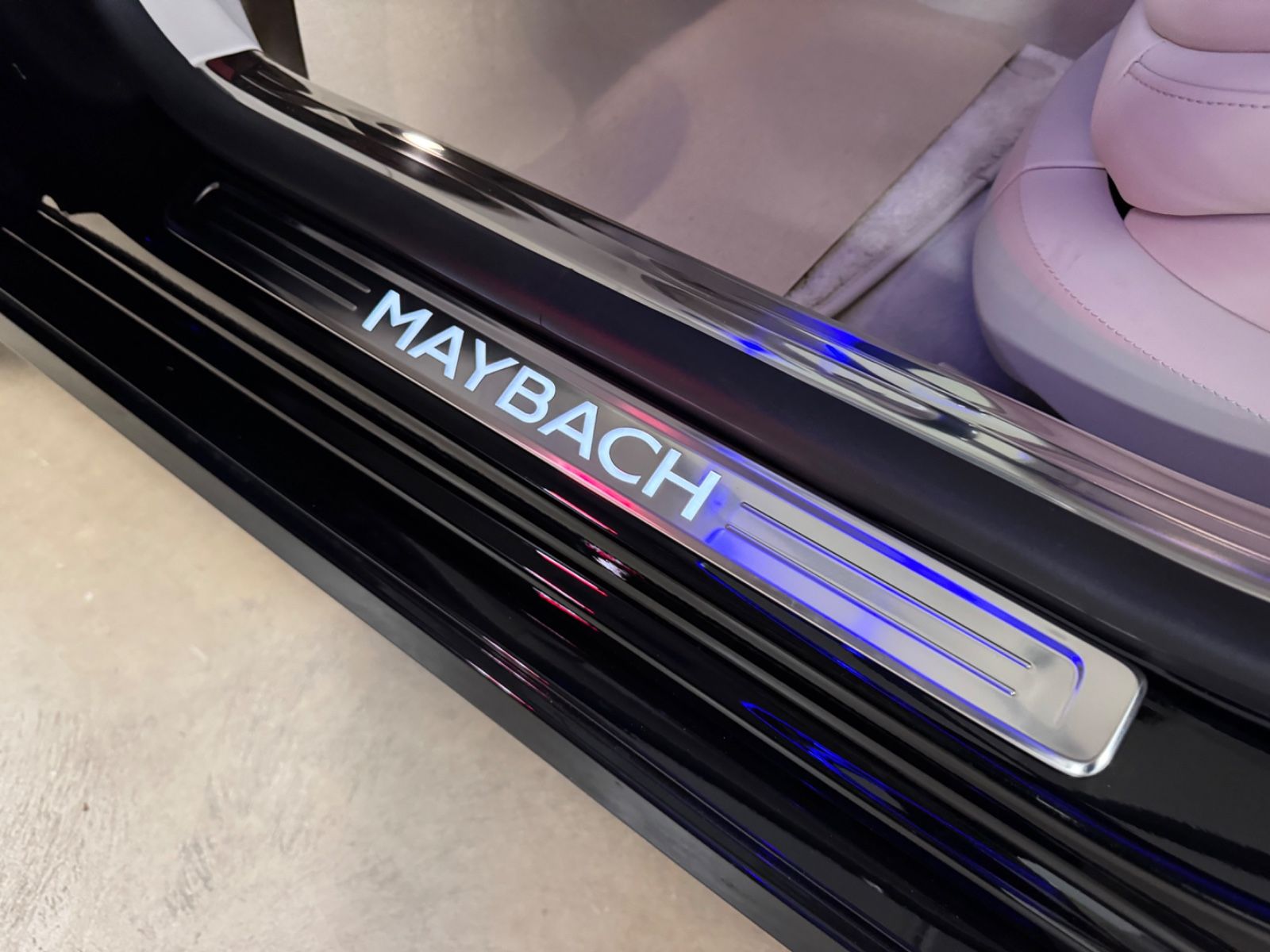 Fahrzeugabbildung Mercedes-Benz S 580 MAYBACH EXCUTIVE FIRSTCLASS TV MASSAG FULL