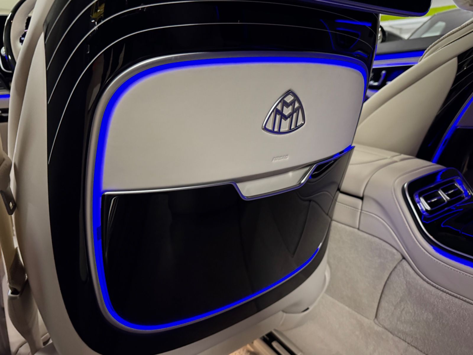 Fahrzeugabbildung Mercedes-Benz S 580 MAYBACH EXCUTIVE FIRSTCLASS TV MASSAG FULL