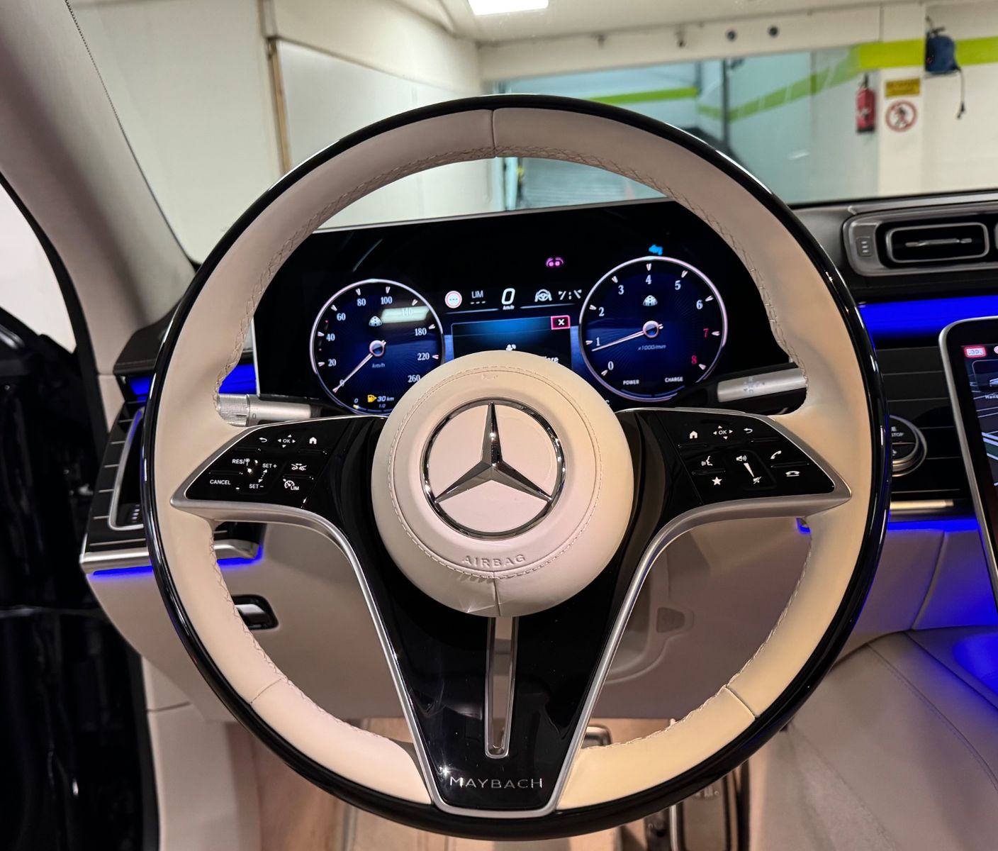 Fahrzeugabbildung Mercedes-Benz S 580 MAYBACH EXCUTIVE FIRSTCLASS TV MASSAG FULL