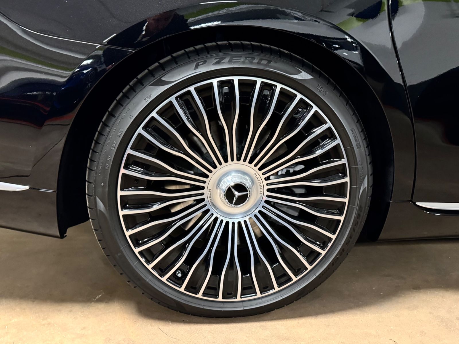 Fahrzeugabbildung Mercedes-Benz S 580 MAYBACH EXCUTIVE FIRSTCLASS TV MASSAG FULL