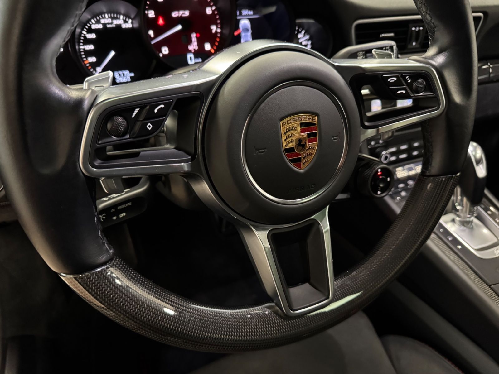 Fahrzeugabbildung Porsche 911 CARRERA GTS FACELIFT SAMMLER NUR 6500KM FULL