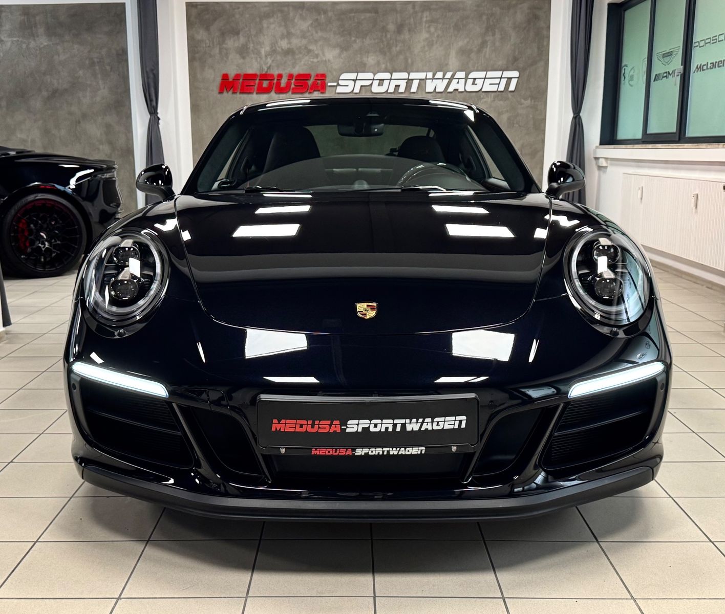 Fahrzeugabbildung Porsche 911 CARRERA GTS FACELIFT SAMMLER NUR 6500KM FULL
