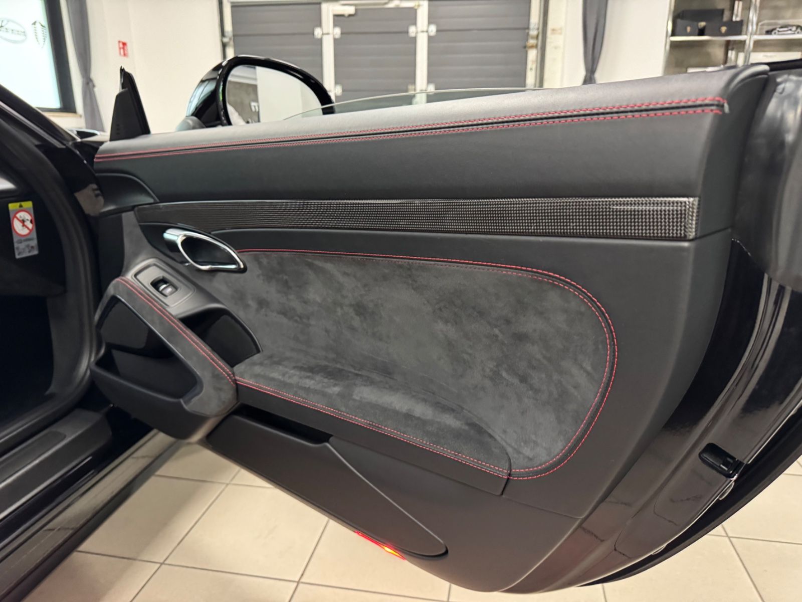 Fahrzeugabbildung Porsche 911 CARRERA GTS FACELIFT SAMMLER NUR 6500KM FULL