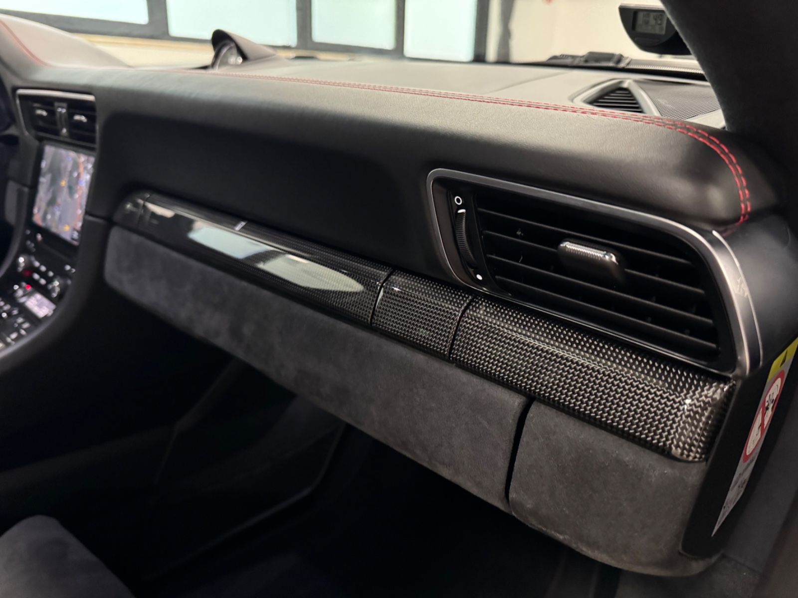 Fahrzeugabbildung Porsche 911 CARRERA GTS FACELIFT SAMMLER NUR 6500KM FULL