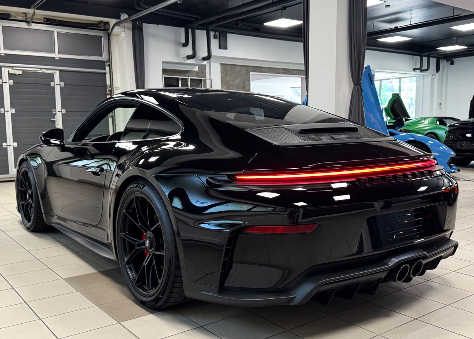 Fahrzeugabbildung Porsche 992 GT3 MK2 FACELIFT TOURING PAKET CARBON 25 NEW