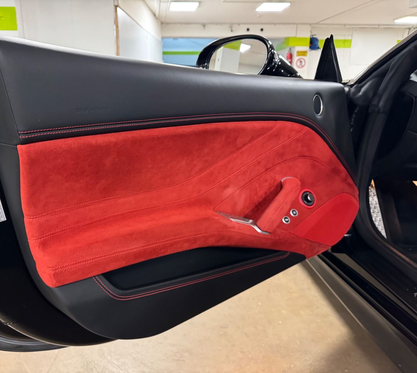 Fahrzeugabbildung Ferrari CALIFORNIA T HANDLING SPECIALE CARBONPACK FULL!