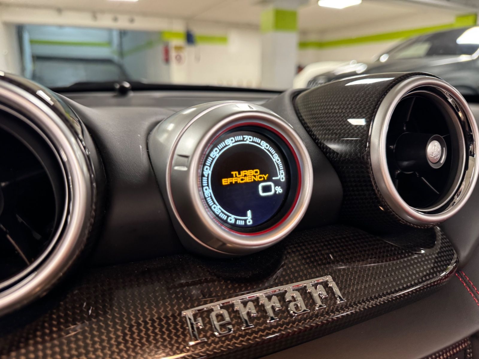Fahrzeugabbildung Ferrari CALIFORNIA T HANDLING SPECIALE CARBONPACK FULL!