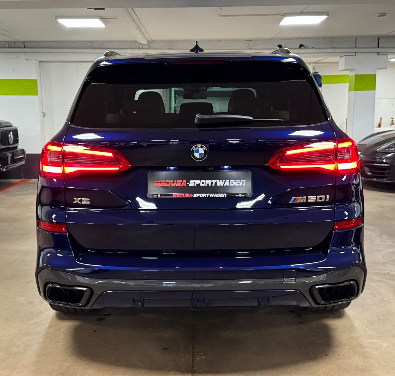Fahrzeugabbildung BMW X5 M50 i INDIVIDUAL M-SPORT HARMAN KARDON FULL!