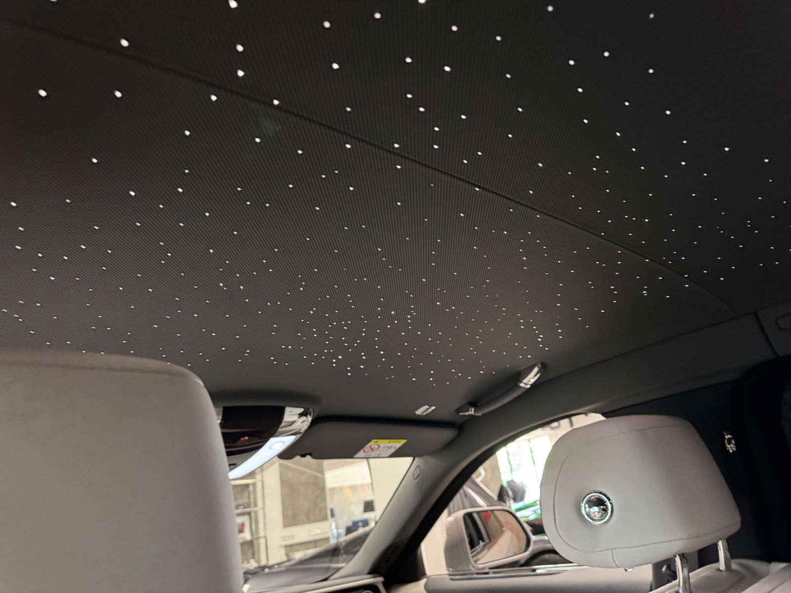Fahrzeugabbildung Rolls-Royce GHOST II FACELIFT EXCLUSIV DUO-TON 4SEAT 25 FULL