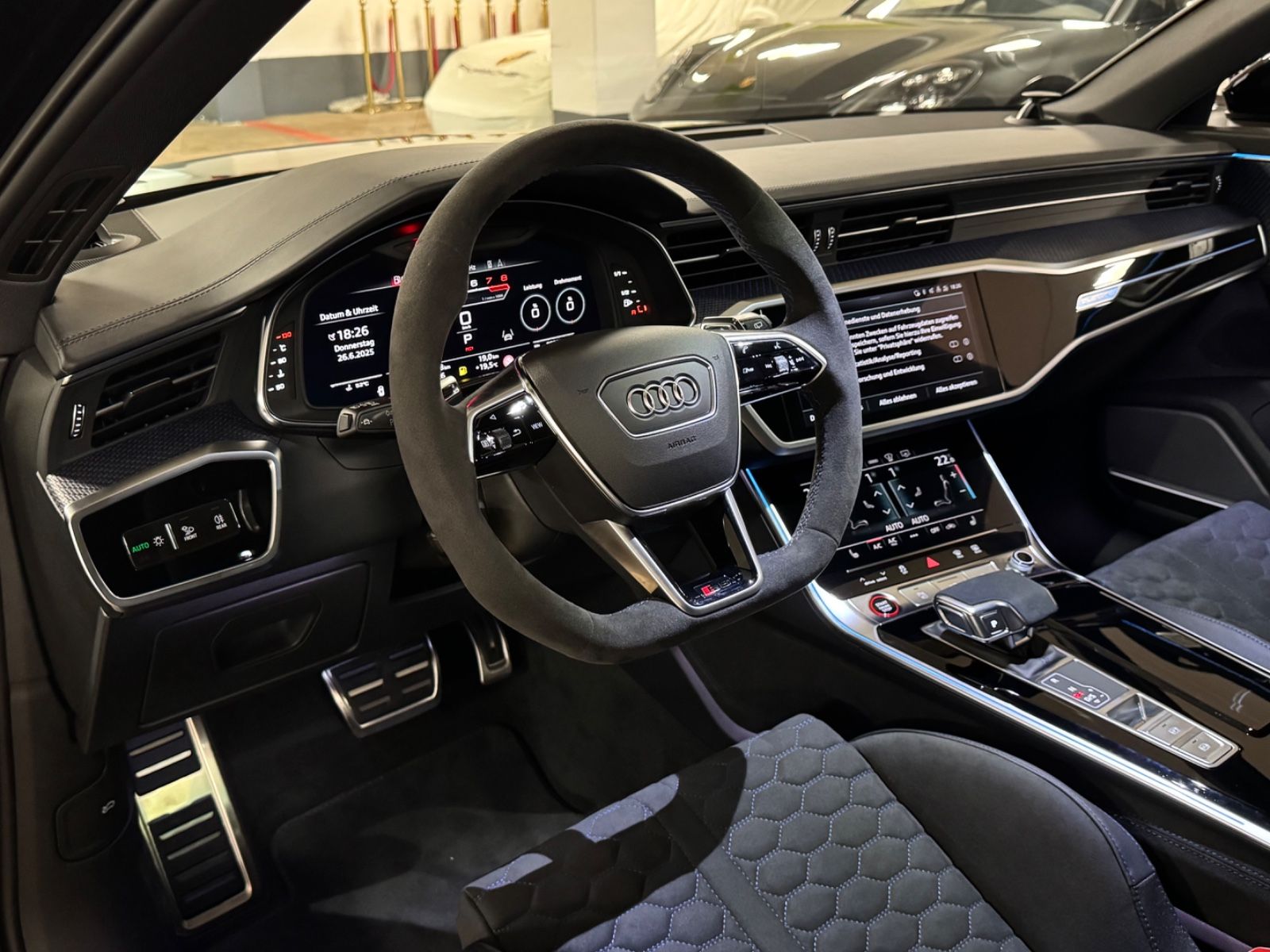 Fahrzeugabbildung Audi RS6 PERFORMANCE SCHALENSITZE CERAMIC B&O 25 FULL
