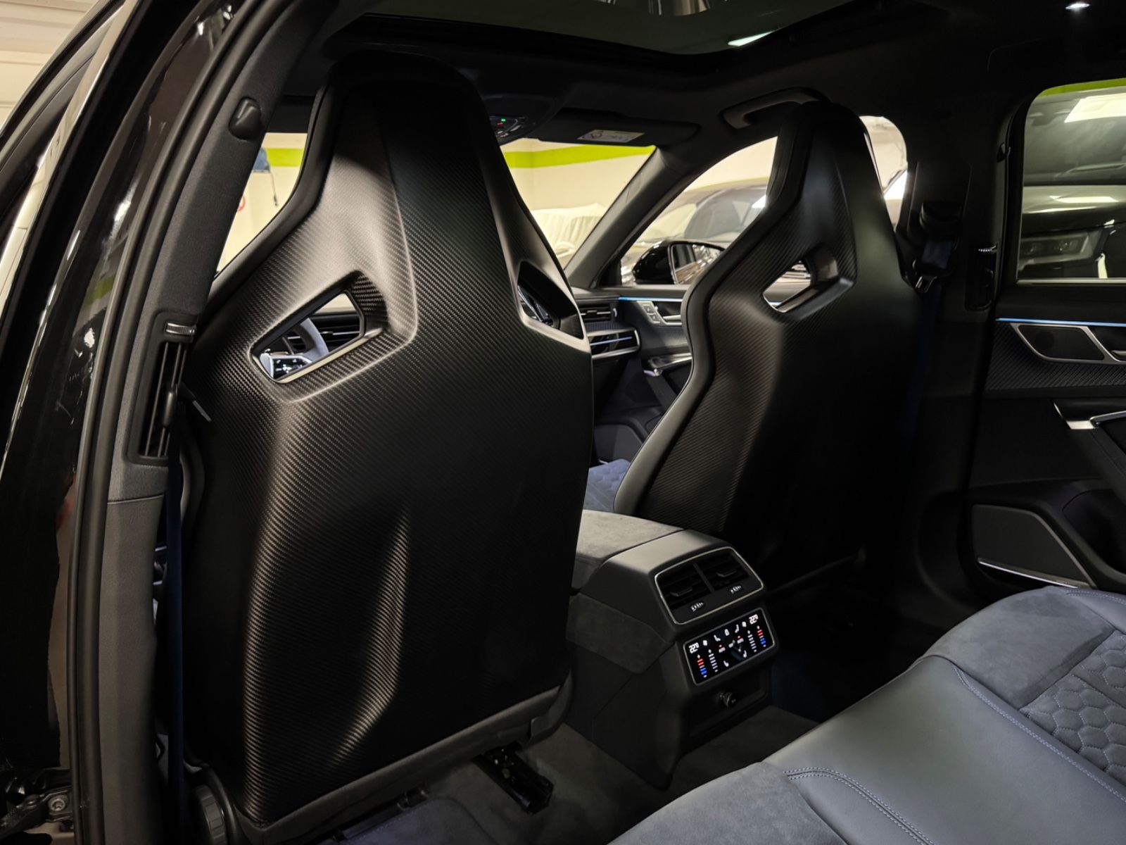 Fahrzeugabbildung Audi RS6 PERFORMANCE SCHALENSITZE CERAMIC B&O 25 FULL