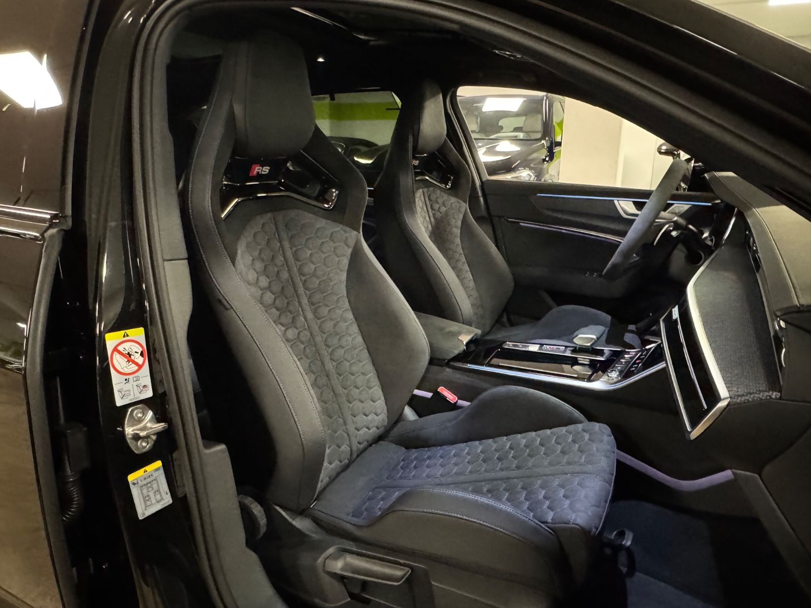 Fahrzeugabbildung Audi RS6 PERFORMANCE SCHALENSITZE CERAMIC B&O 25 FULL