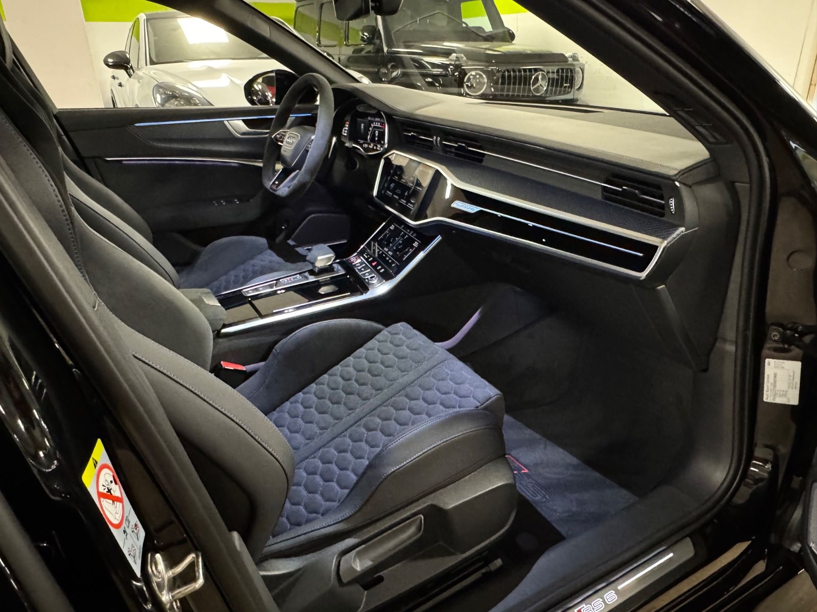 Fahrzeugabbildung Audi RS6 PERFORMANCE SCHALENSITZE CERAMIC B&O 25 FULL