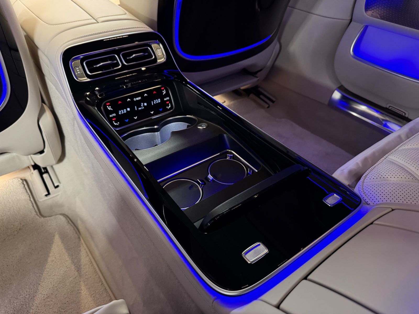 Fahrzeugabbildung Mercedes-Benz S 580 MAYBACH EXCUTIVE FIRSTCLASS TV MASSAG FULL