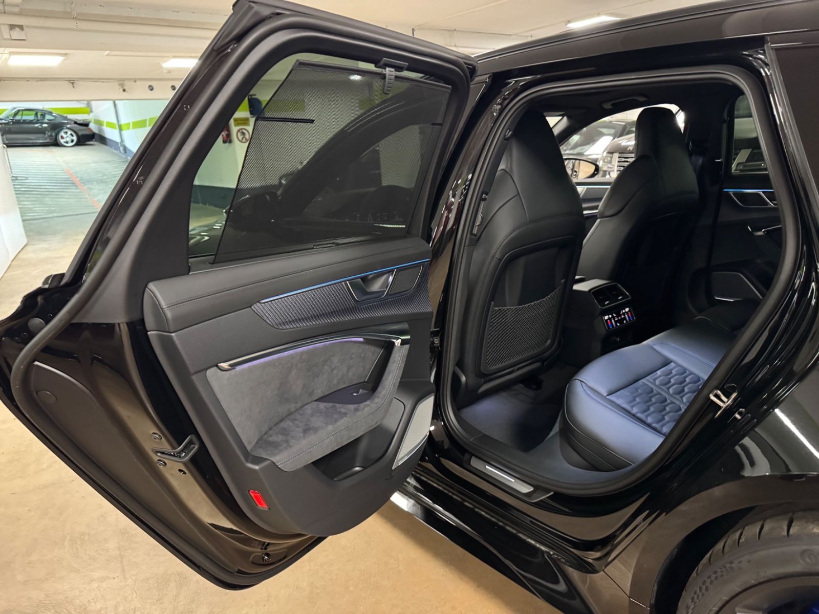 Fahrzeugabbildung Audi RS6 PERFORMANCE CARBON CERAMIC B&O PANO 25 FULL!