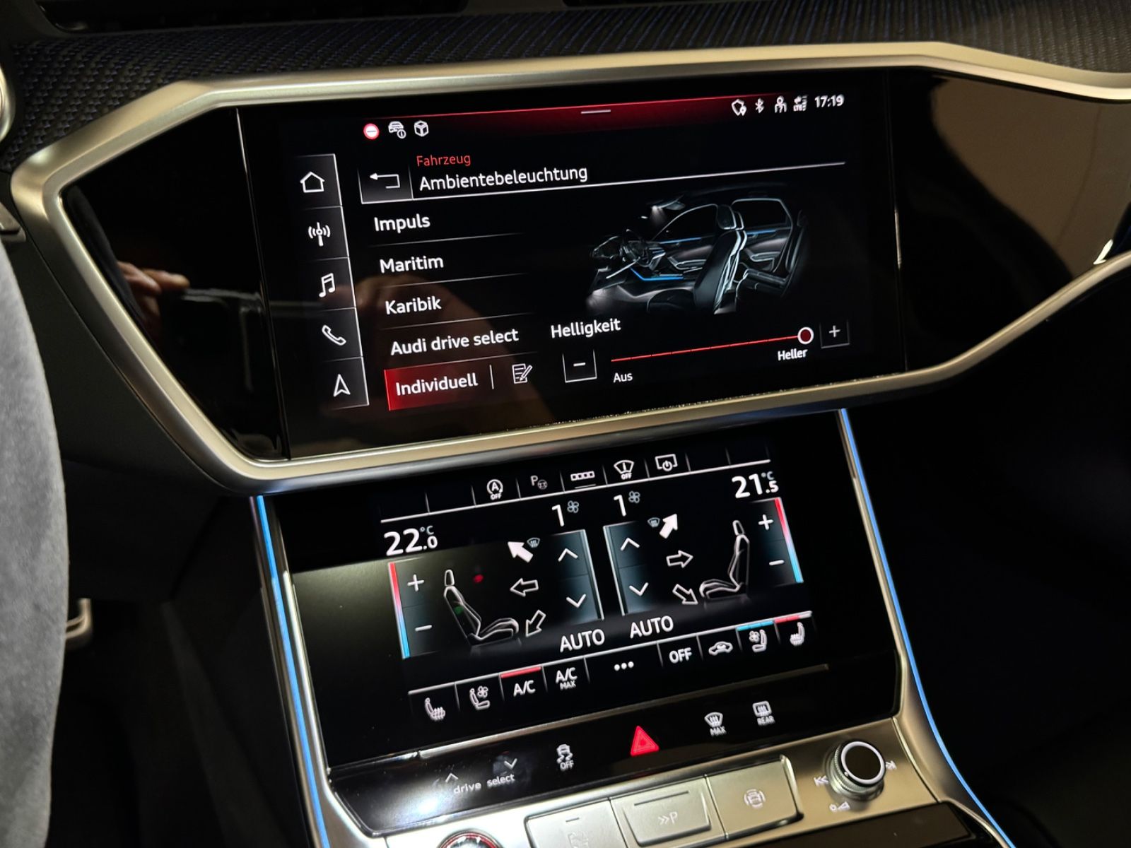 Fahrzeugabbildung Audi RS6 PERFORMANCE CARBON CERAMIC B&O PANO 25 FULL!