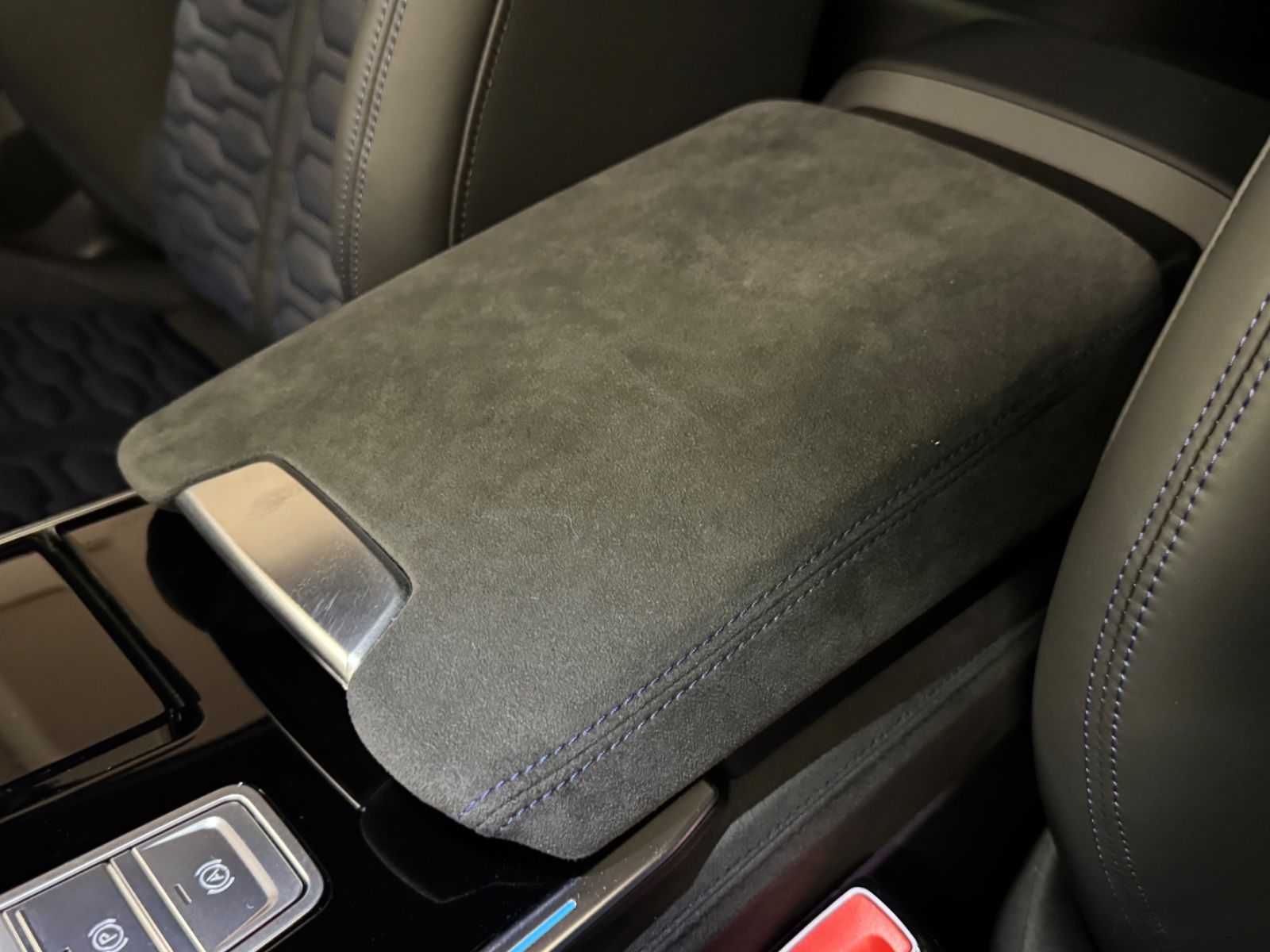 Fahrzeugabbildung Audi RS6 PERFORMANCE CARBON CERAMIC B&O PANO 25 FULL!