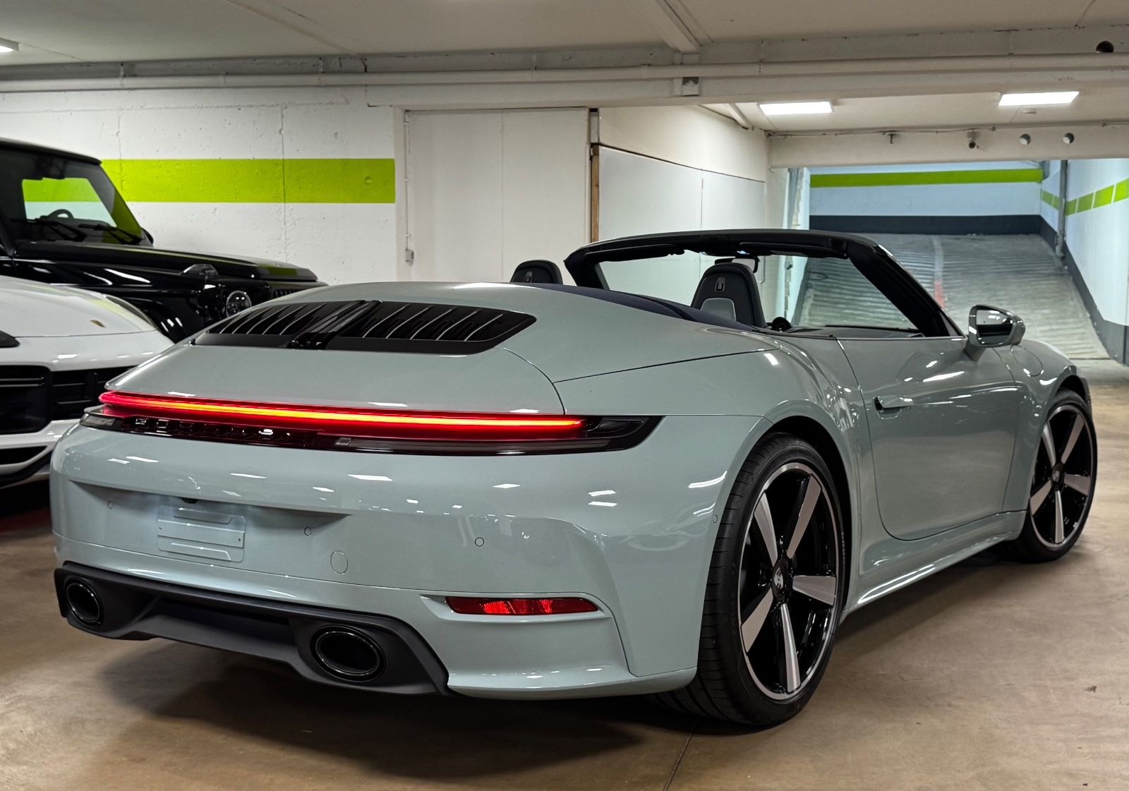 Porsche 911 CARRERA CABRIO FACELIFT SPORTDESIGNBURMESTER