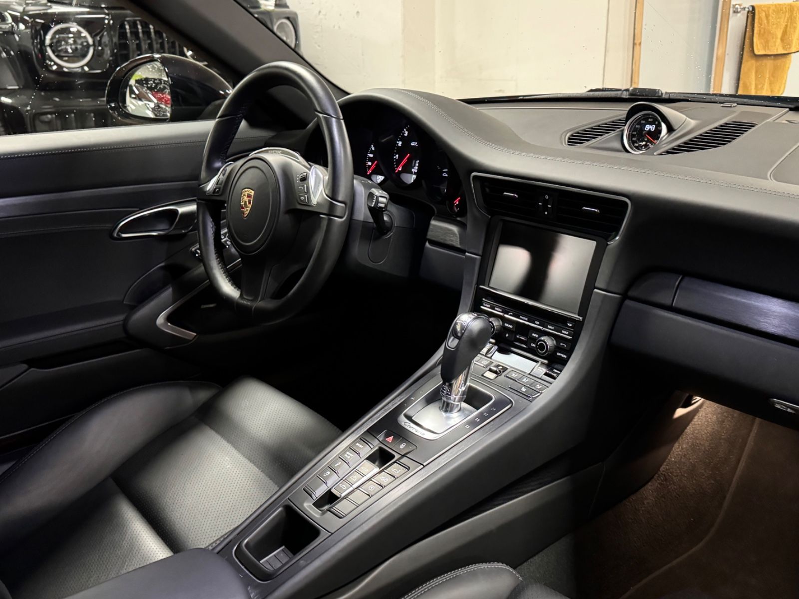 Fahrzeugabbildung Porsche 911 CARRERA 4 GTS CABRIO SAMMLER 12950KM TOPZUST