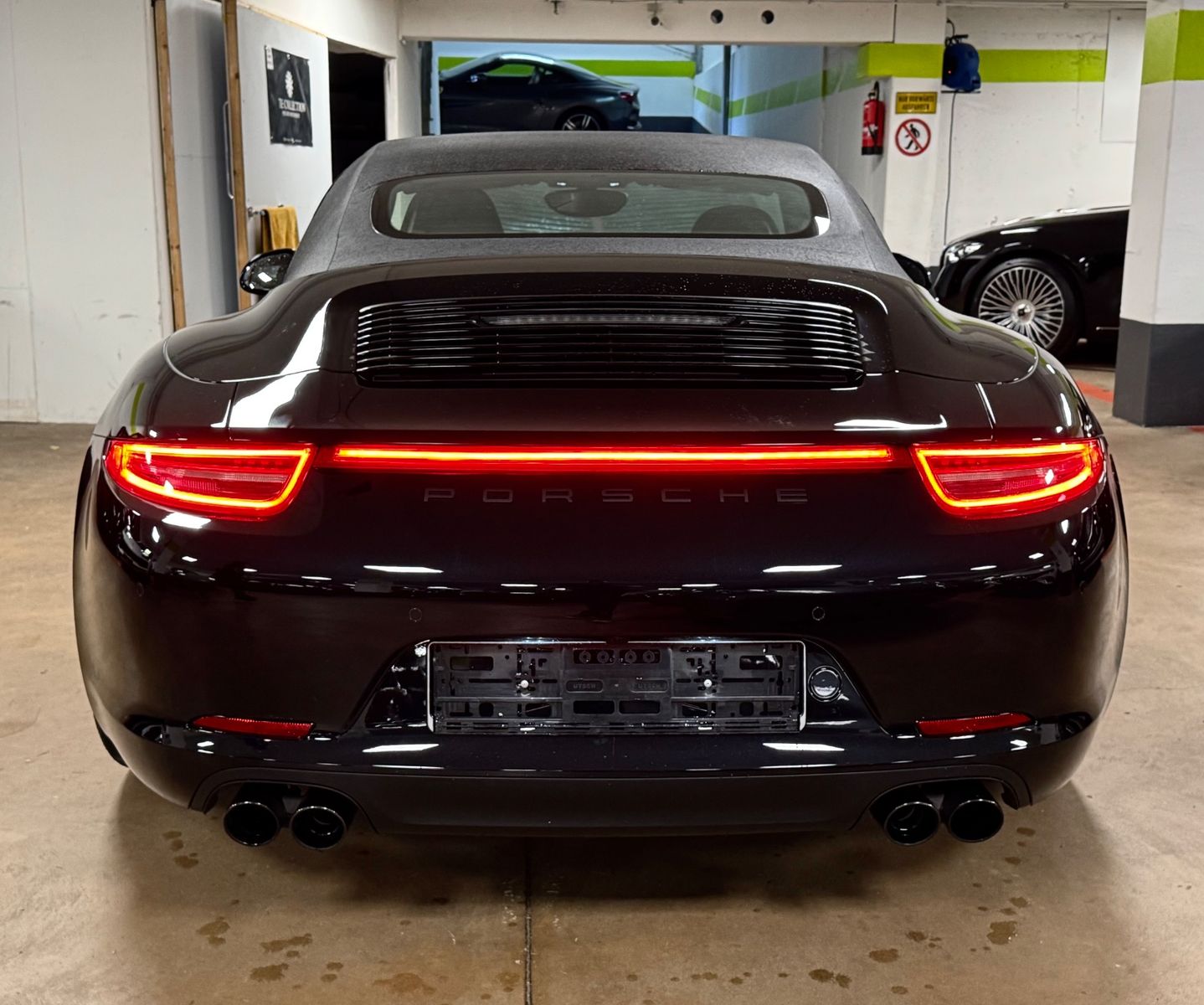 Fahrzeugabbildung Porsche 911 CARRERA 4 GTS CABRIO SAMMLER 12950KM TOPZUST