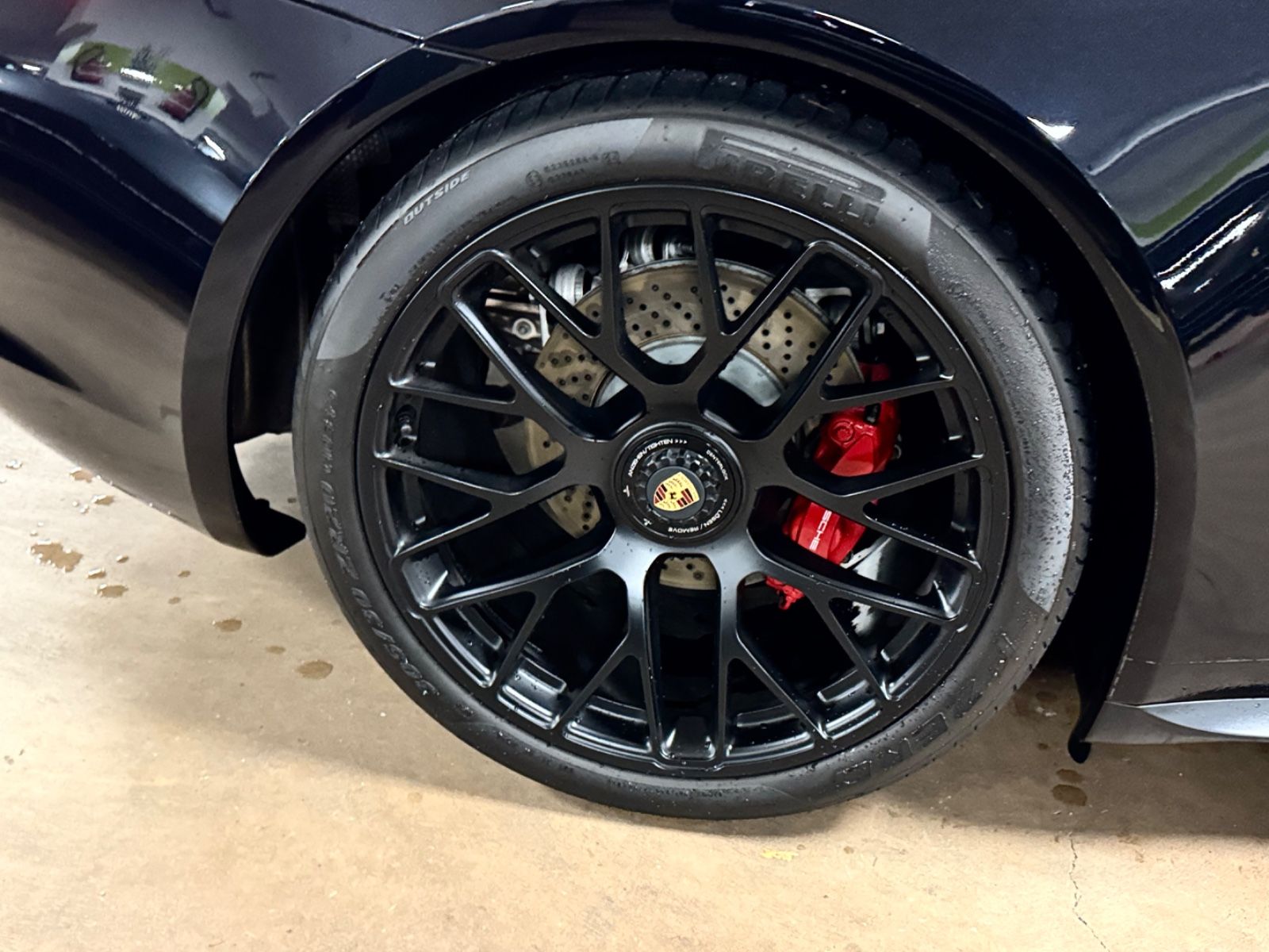 Fahrzeugabbildung Porsche 911 CARRERA 4 GTS CABRIO SAMMLER 12950KM TOPZUST