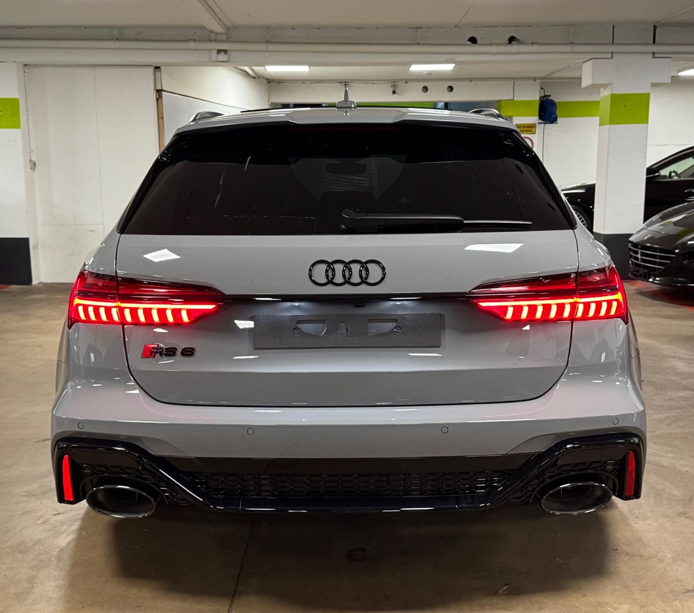 Fahrzeugabbildung Audi RS6 PERFORMANCE SCHALENSITZE CERAMIC B&O 25 FULL