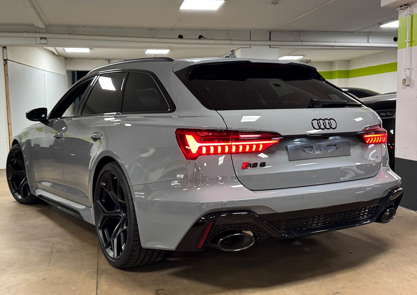 Fahrzeugabbildung Audi RS6 PERFORMANCE SCHALENSITZE CERAMIC B&O 25 FULL