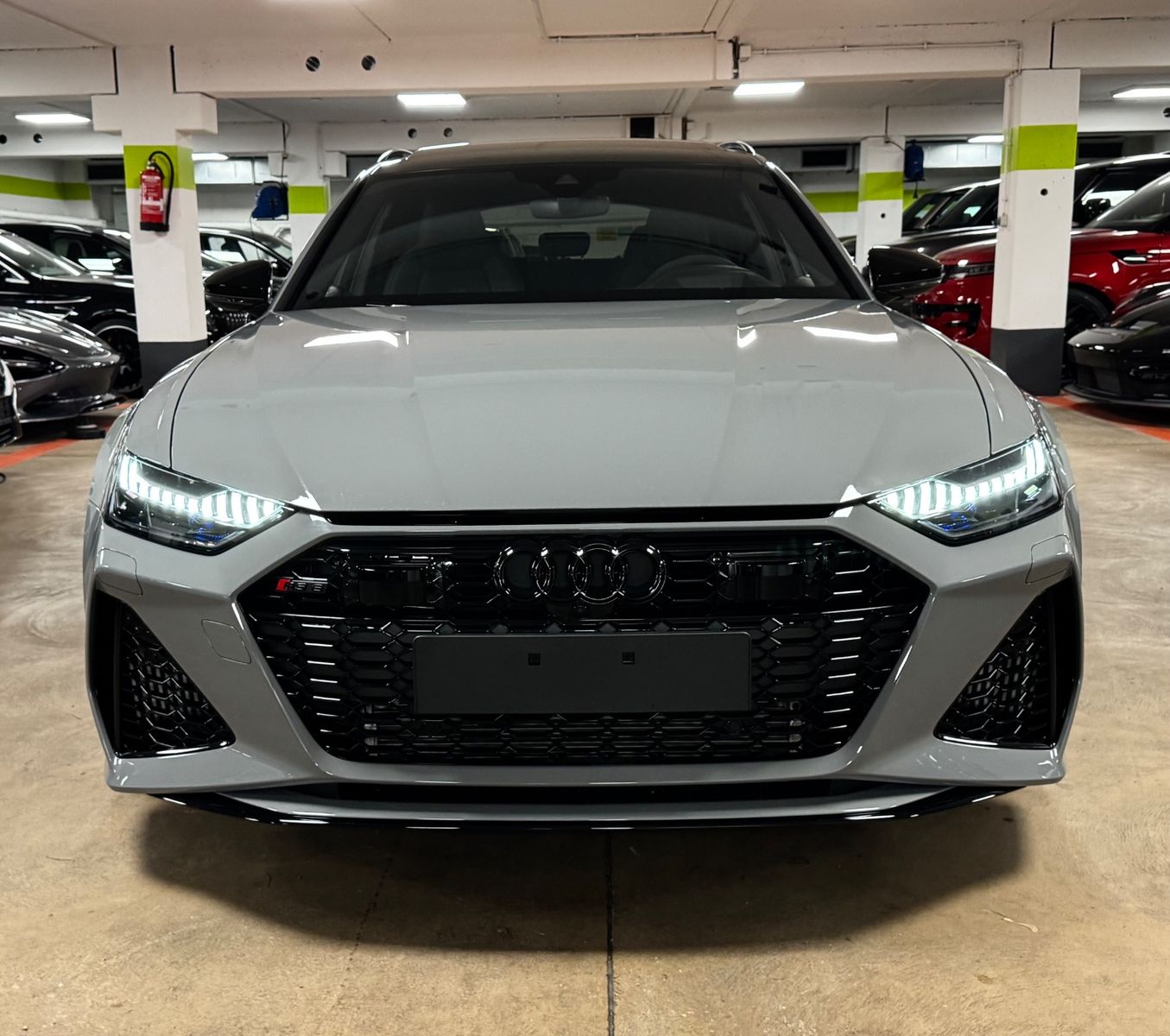 Fahrzeugabbildung Audi RS6 PERFORMANCE CARBON CERAMIC B&O PANO 25 FULL!