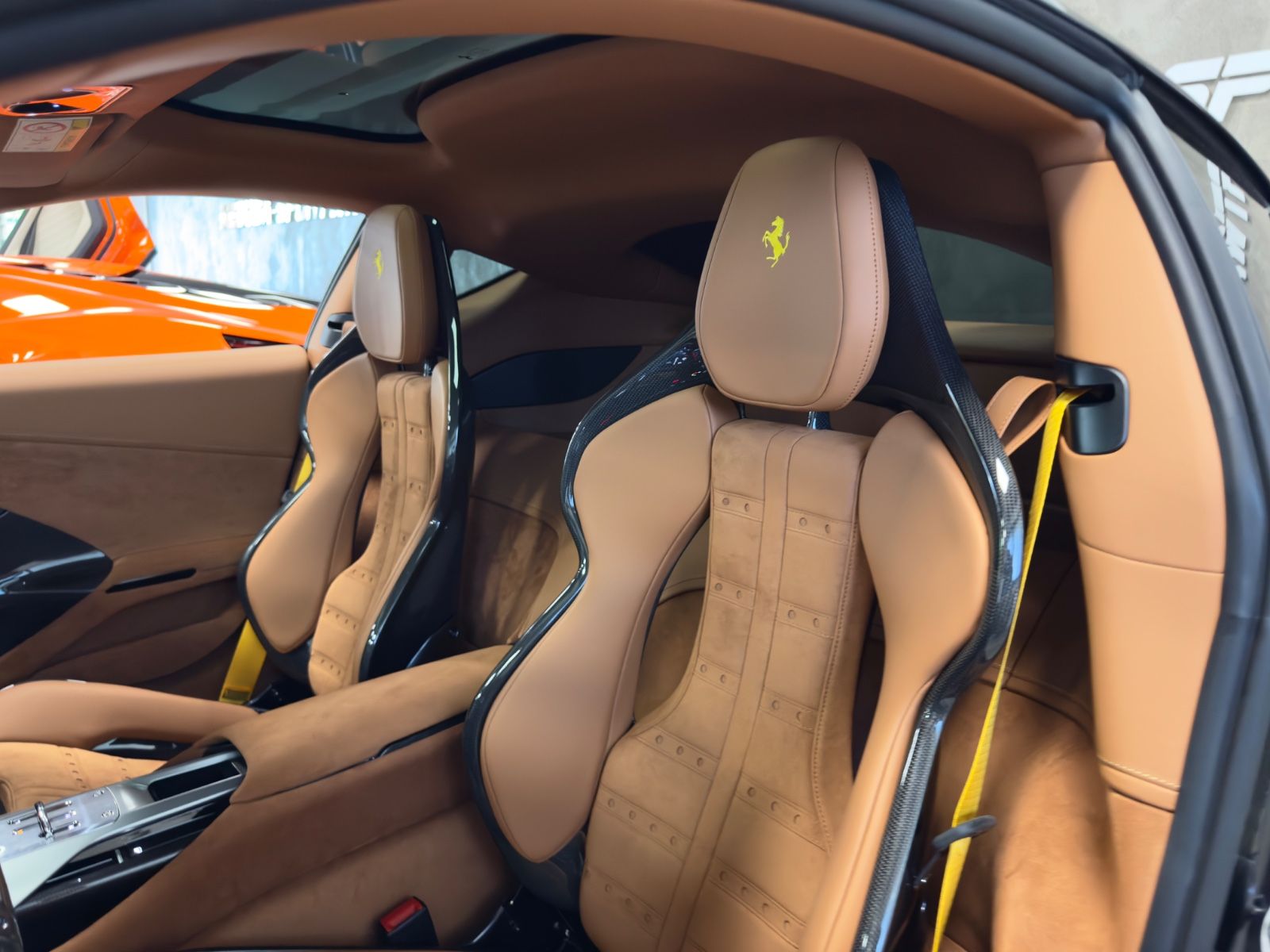 Fahrzeugabbildung Ferrari 12 CILINDRI COUPE CARBON EXT&INT CUIOI INT FULL!