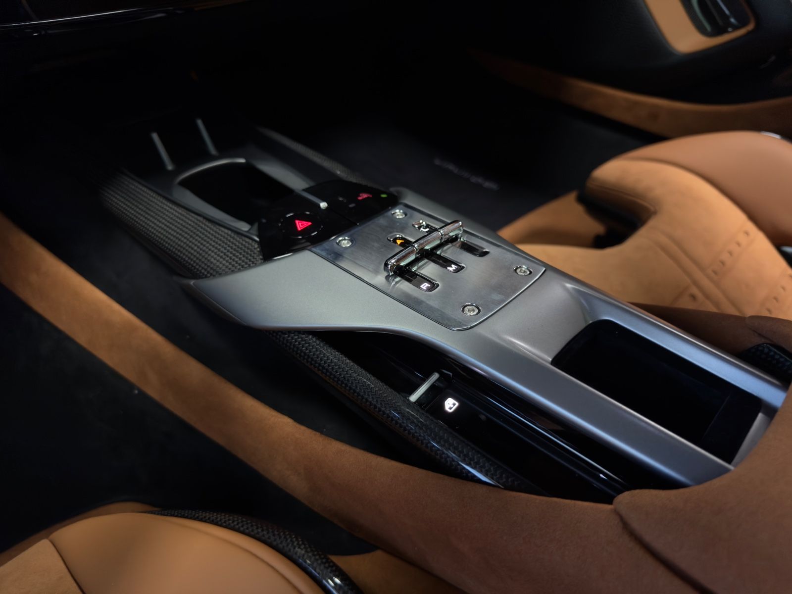 Fahrzeugabbildung Ferrari 12 CILINDRI COUPE CARBON EXT&INT CUIOI INT FULL!