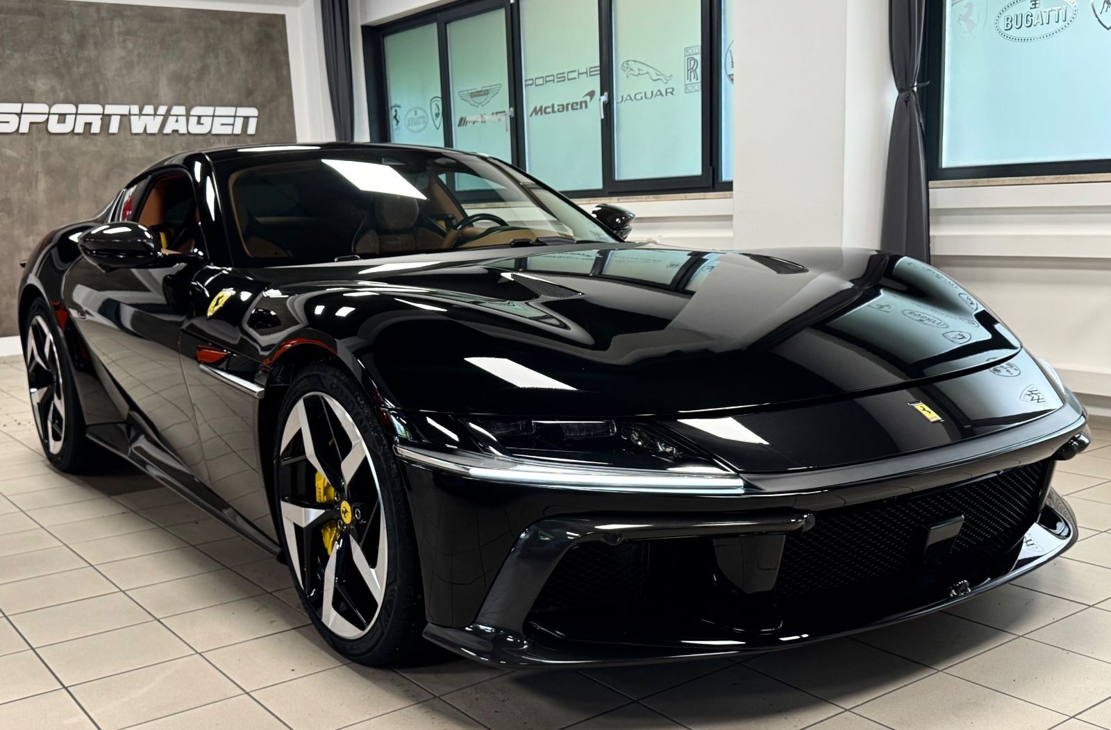 Fahrzeugabbildung Ferrari 12 CILINDRI COUPE CARBON EXT&INT CUIOI INT FULL!