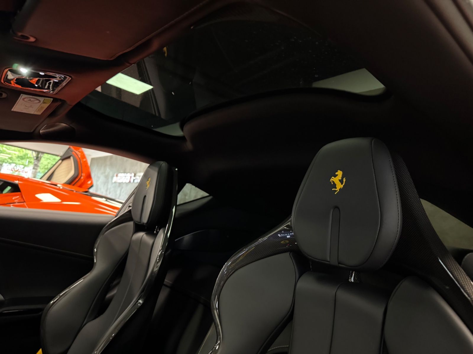 Fahrzeugabbildung Ferrari 12 CILINDRI COUPE CARBON EXT&INT CARBONSEAT FULL
