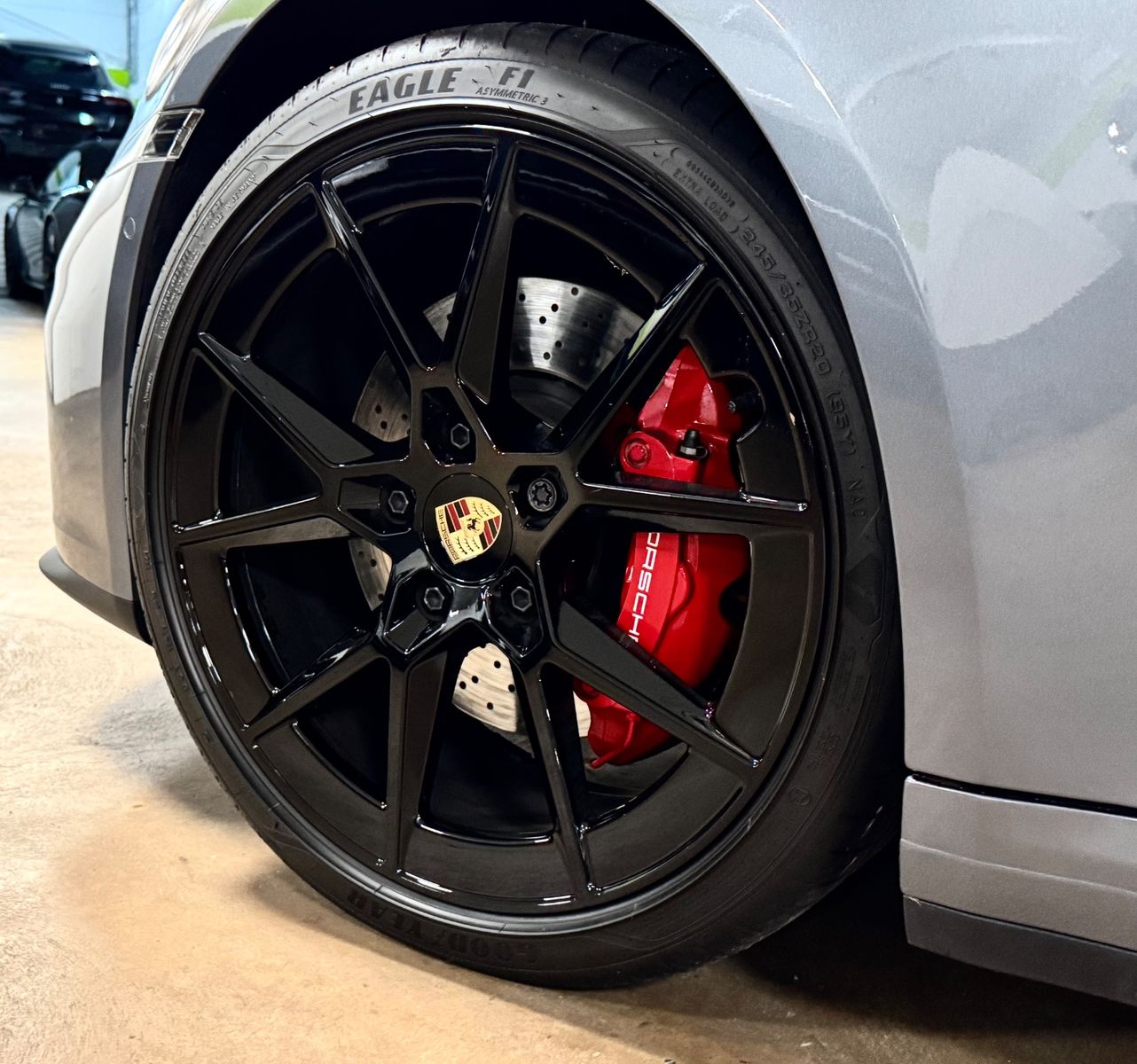 Fahrzeugabbildung Porsche 911 CARRERA FACELIFT SPORTABGAS LIFT PANO FULL!!