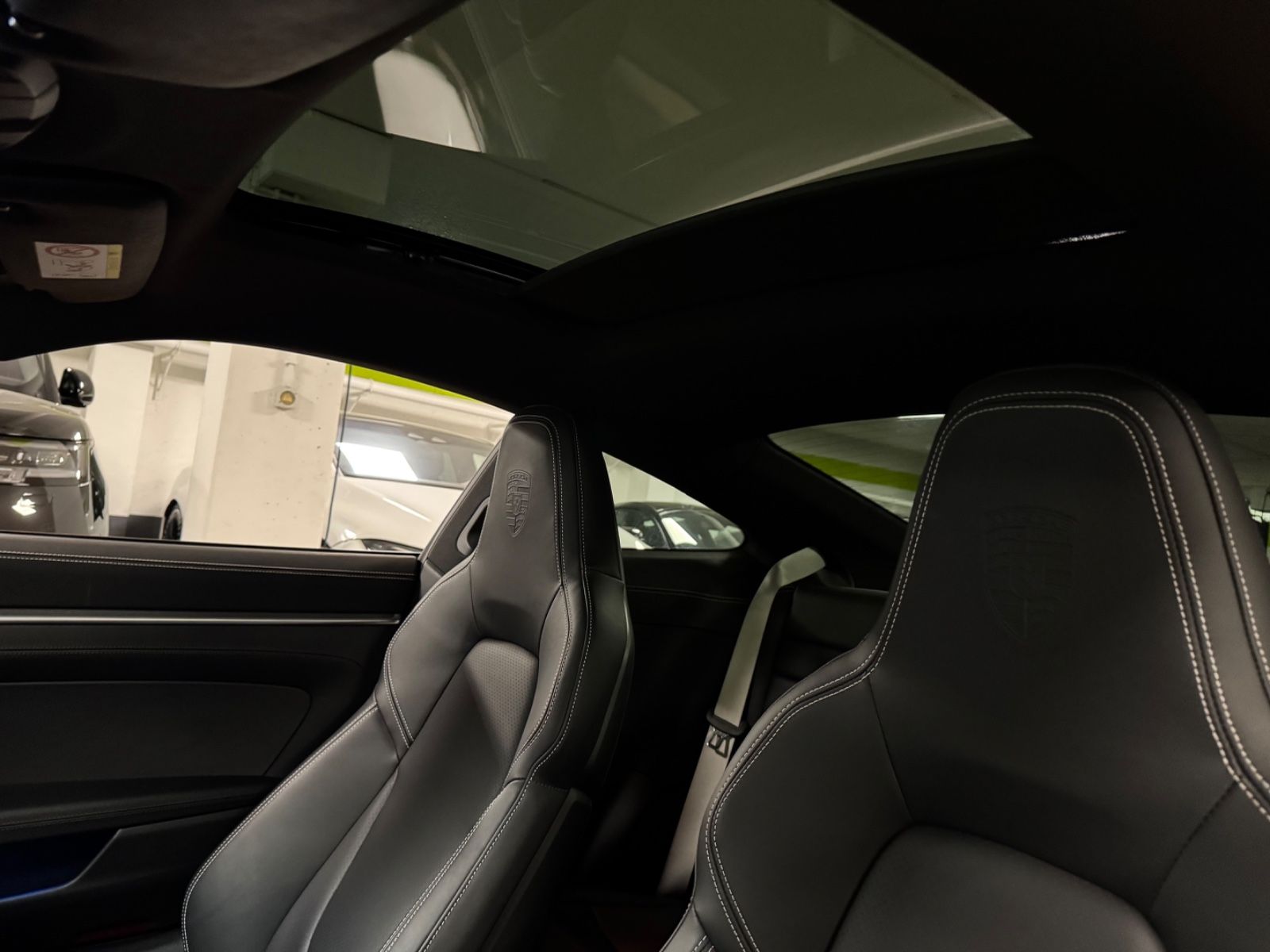Fahrzeugabbildung Porsche 911 CARRERA FACELIFT SPORTABGAS LIFT PANO FULL!!