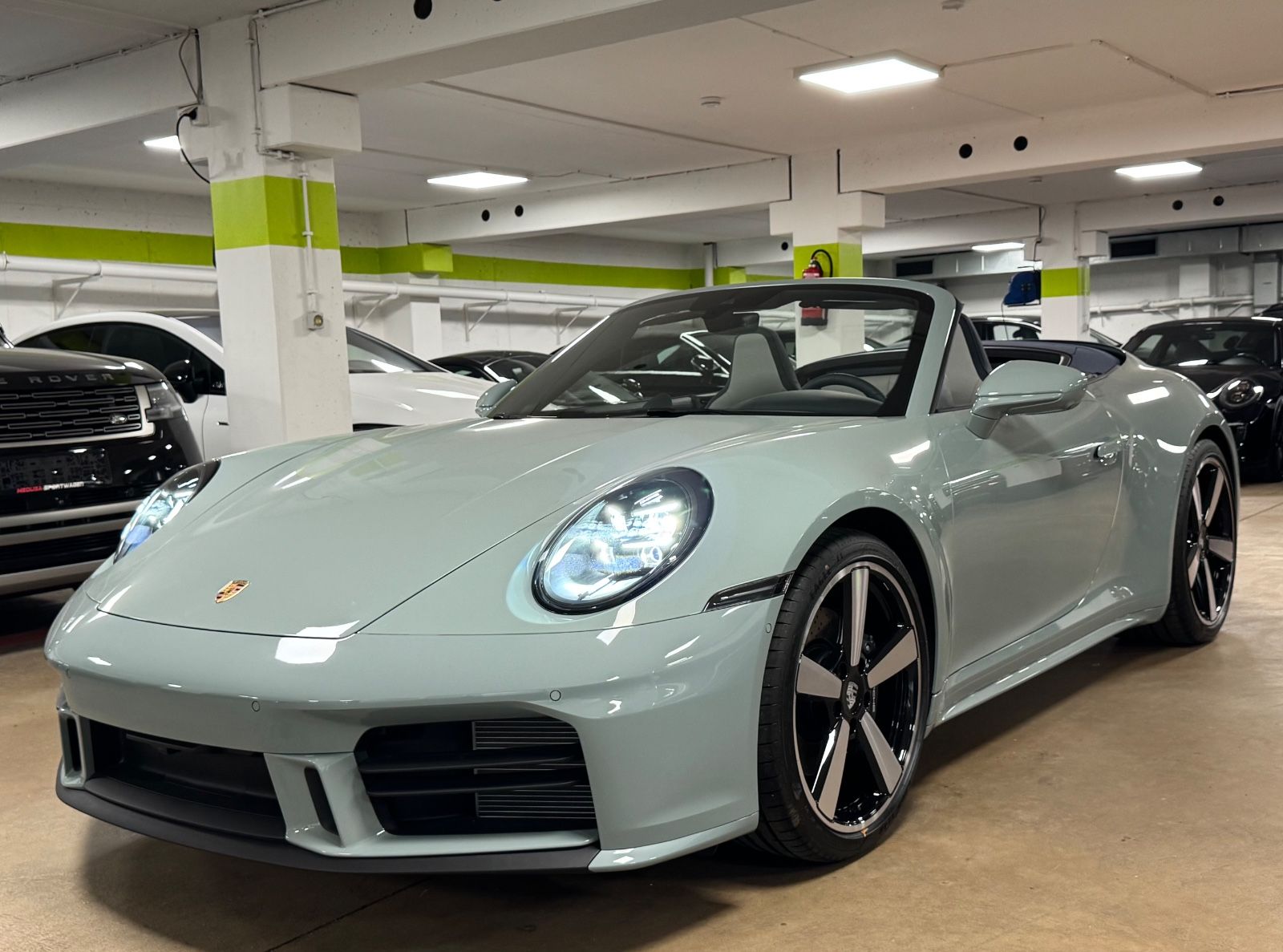 Fahrzeugabbildung Porsche 992 CARRERA CABRIO FACELIFT SPORTDESIGNBURMESTER