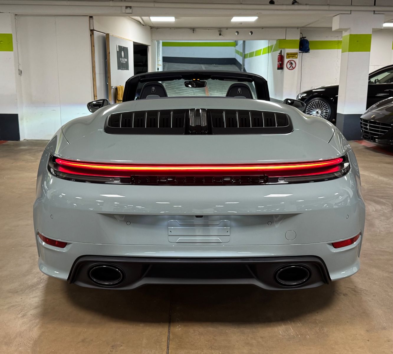 Fahrzeugabbildung Porsche 911 CARRERA CABRIO FACELIFT SPORTDESIGNBURMESTER