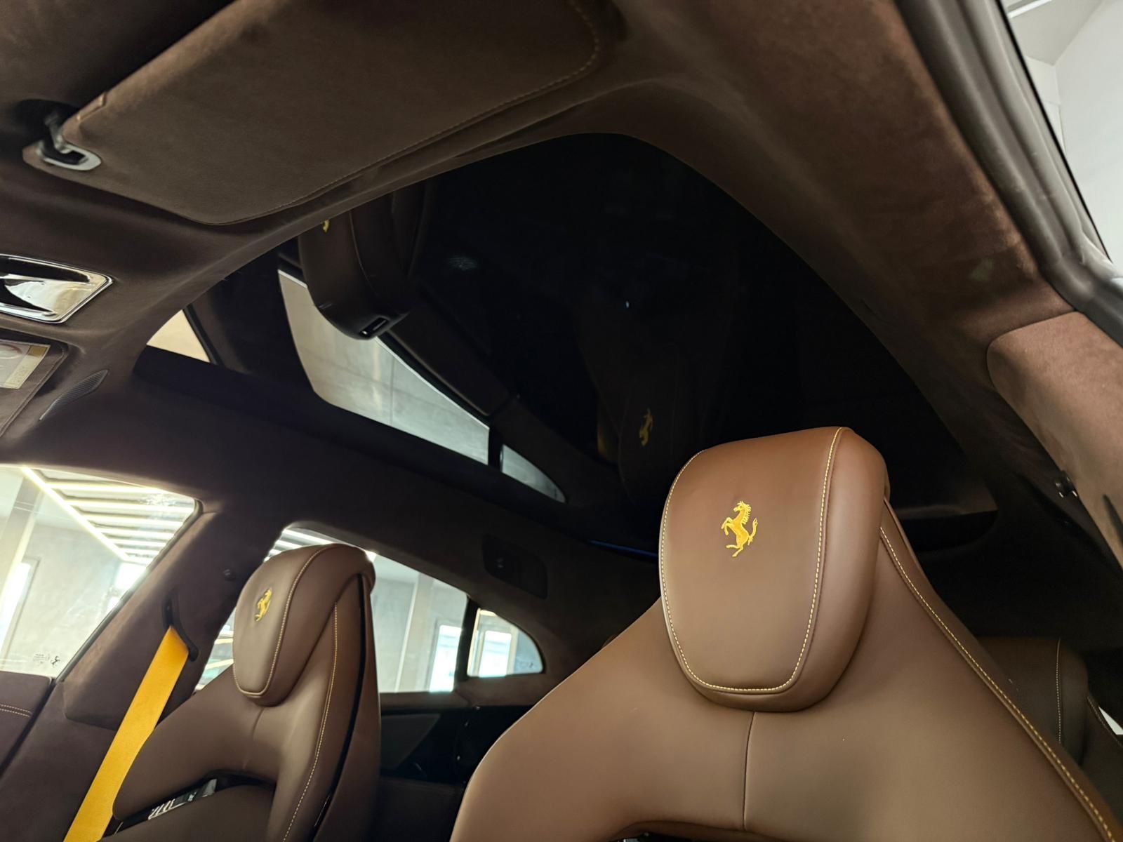 Fahrzeugabbildung Ferrari PUROSANGUE V12 CARBON LIFT PANO MASSAGE P25 FULL