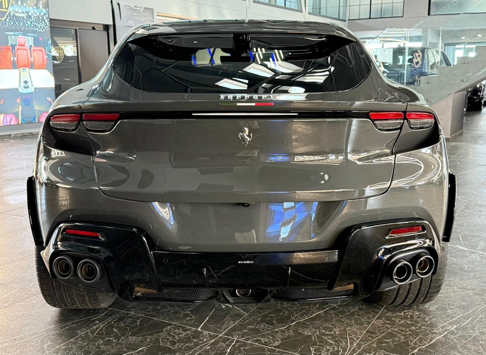 Fahrzeugabbildung Ferrari PUROSANGUE V12 CARBON LIFT PANO MASSAGE P25 FULL