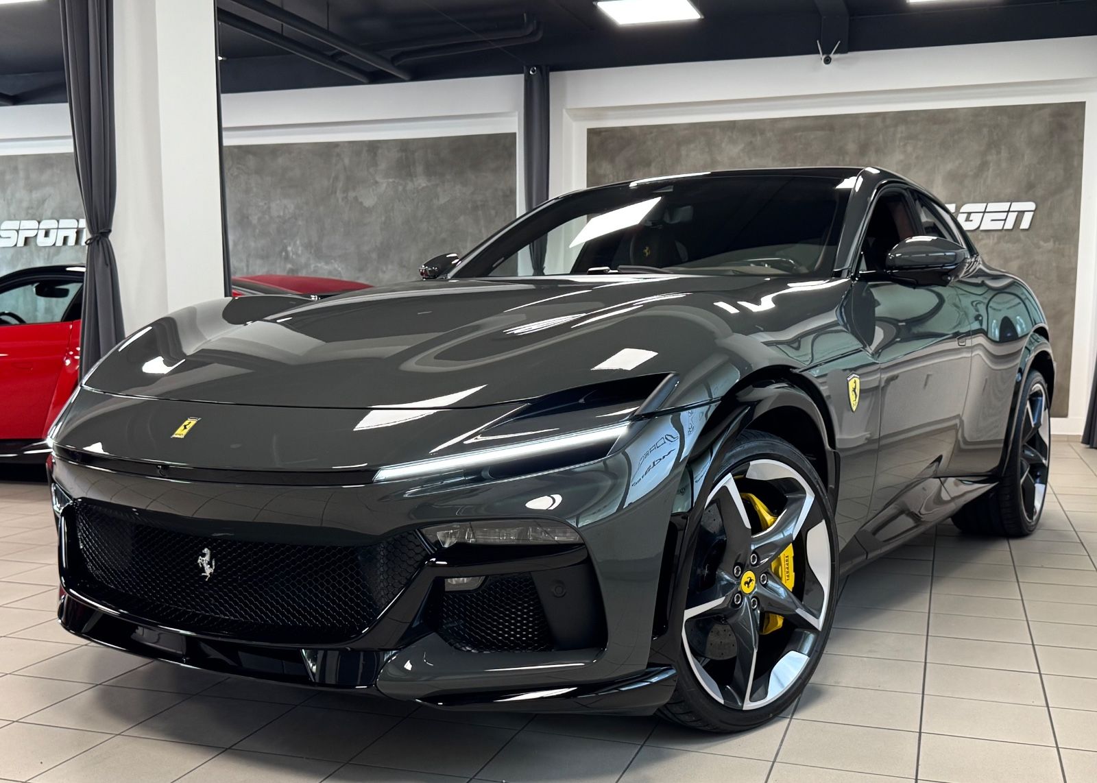 Fahrzeugabbildung Ferrari PUROSANGUE V12 CARBON LIFT PANO MASSAGE P25 FULL