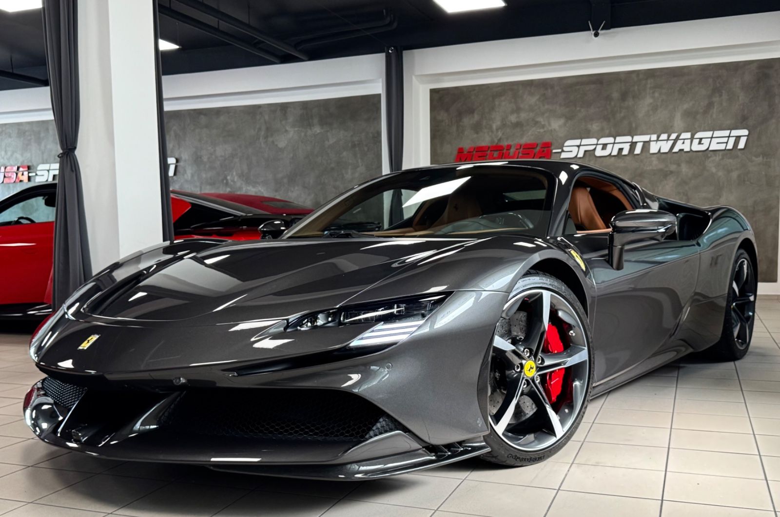 Fahrzeugabbildung Ferrari SF90 CARBON INT&EXT JBL LIFT DAYTONASEAT FULL