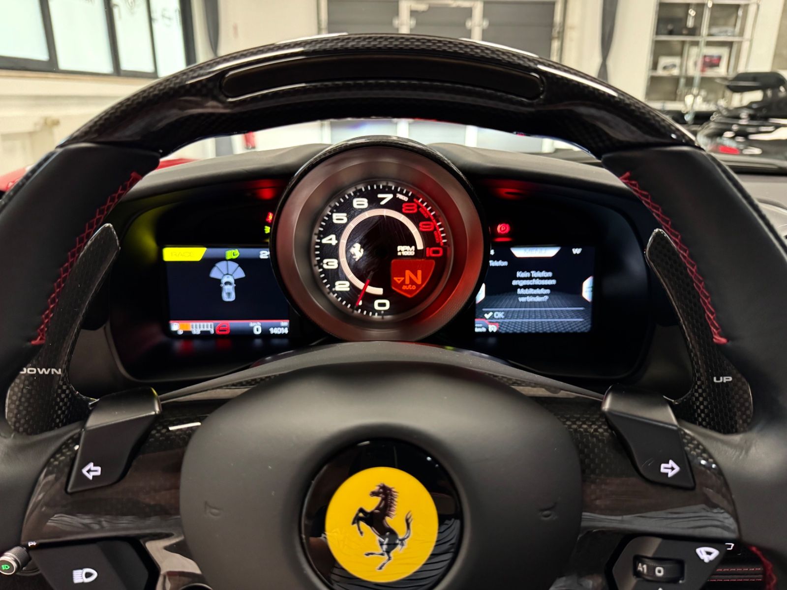 Fahrzeugabbildung Ferrari F8 TRIBUTO COUPÉ CARBONPACK LIFT CAMERA TOPZUST!